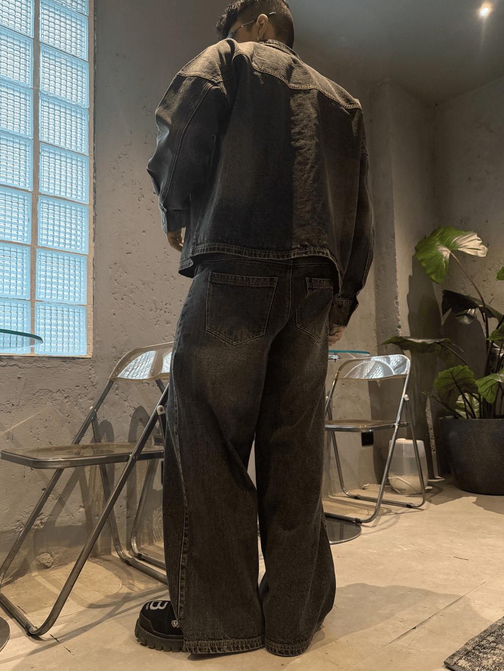 Undercut Denims